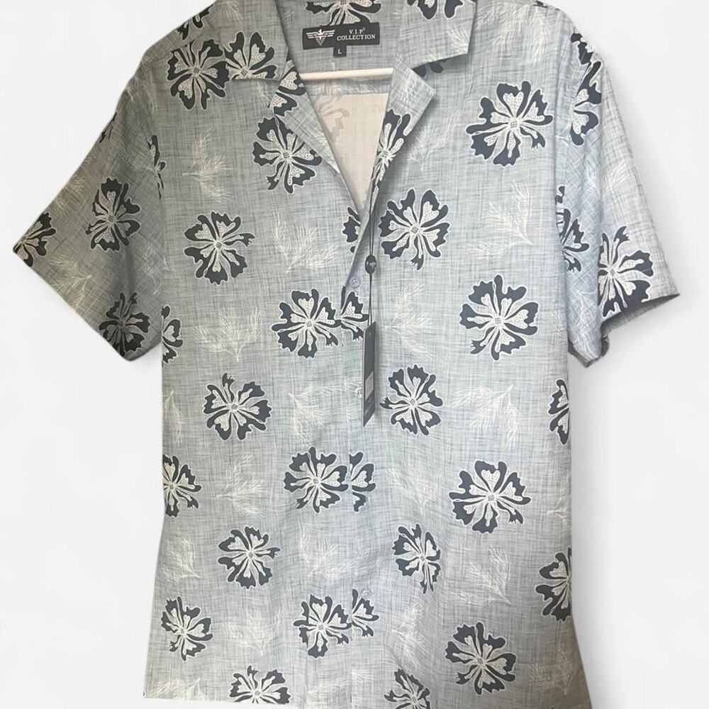 V.I.P. Collection Men’s Floral Button Up Shirt Blue Size L NWT